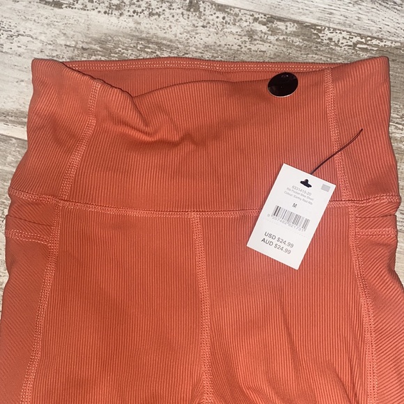 CottonOn Biker Shorts - Picture 5 of 5